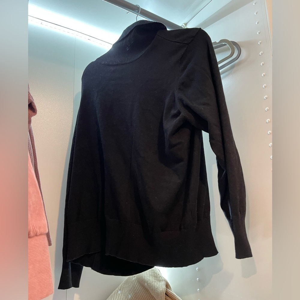 Black turtleneck sweater